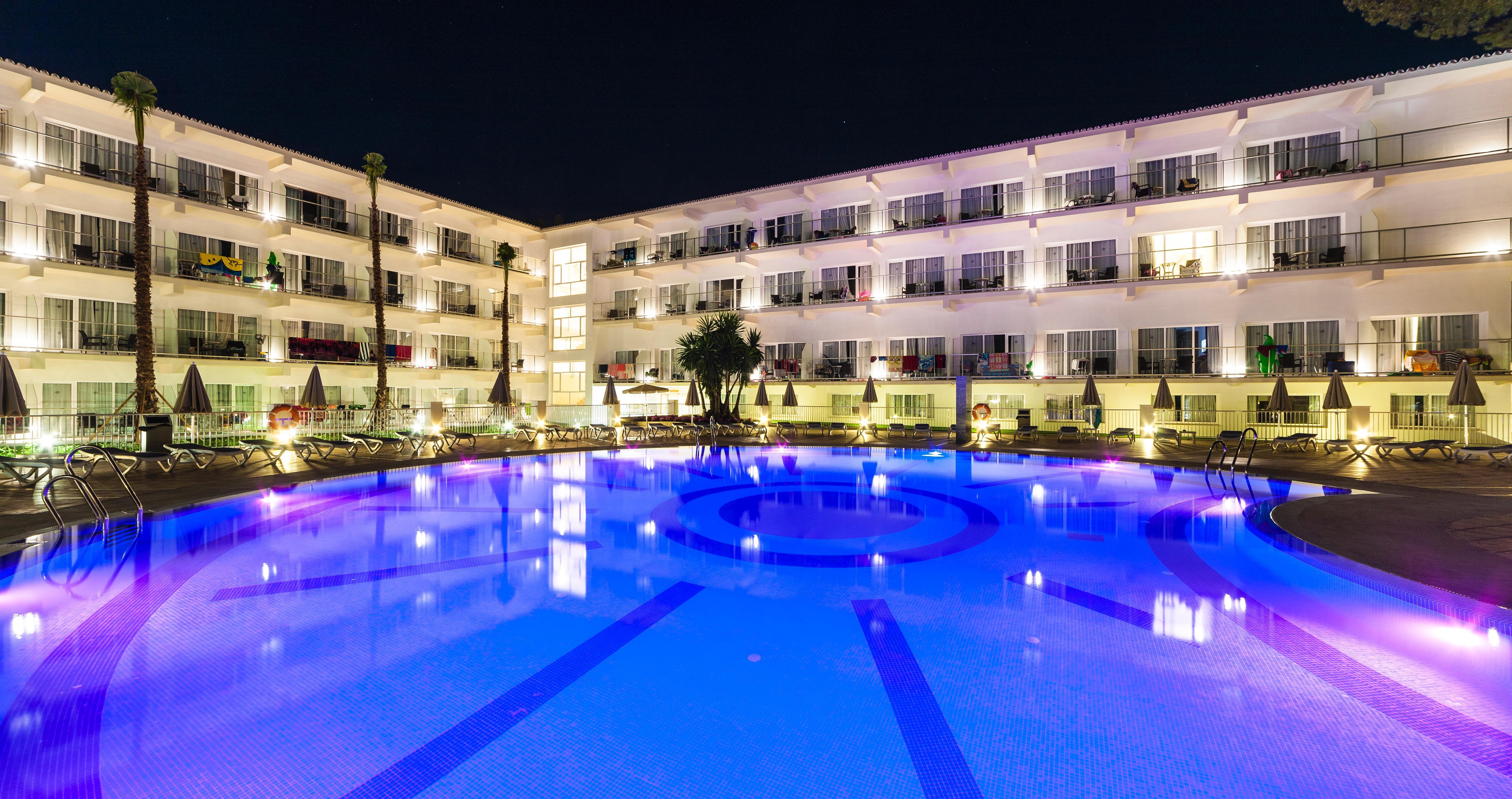 Globales Playa Estepona Exterior foto